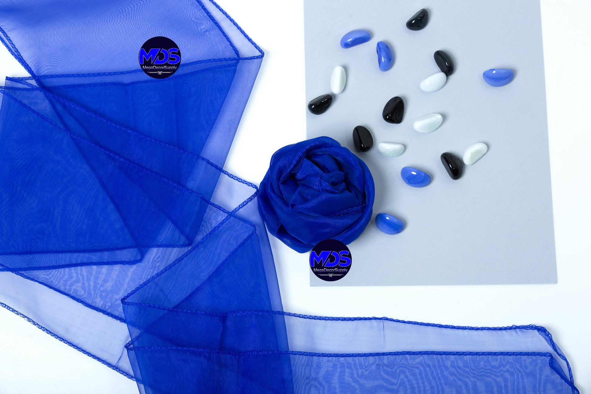 Royal Blue,d71f2f2f-226e-4e94-9833-dd41fa7b46b2