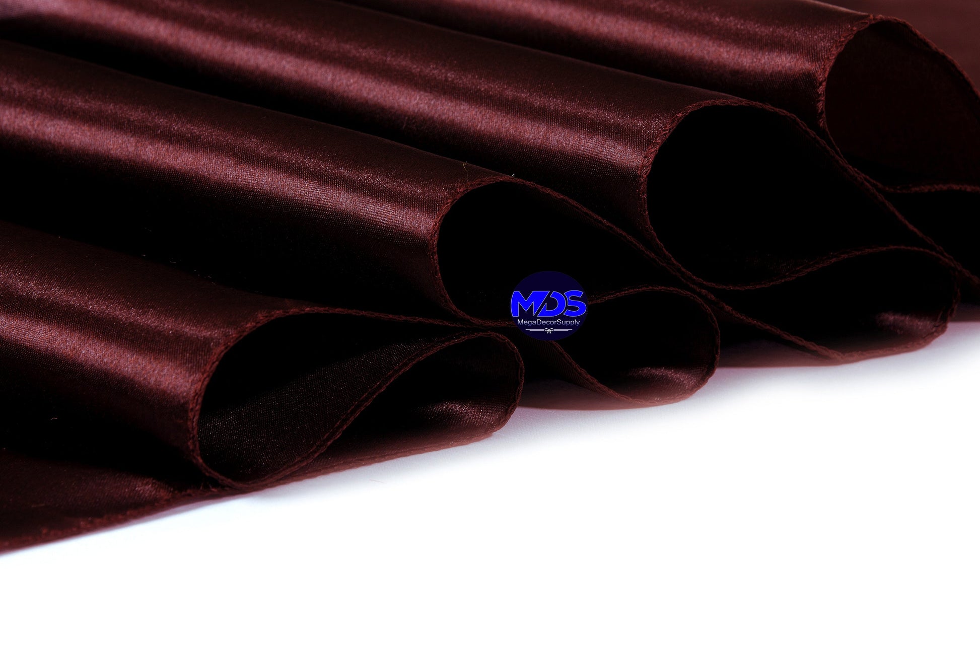Burgundy,8efea438-ef50-4c99-af26-f1b32a4032d9