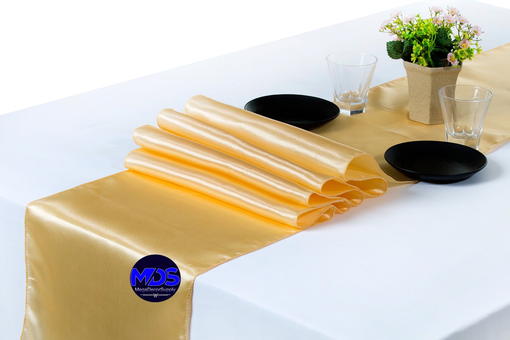 Beige,9ed4adc2-0f88-43f9-96e8-5a67d2cfacce