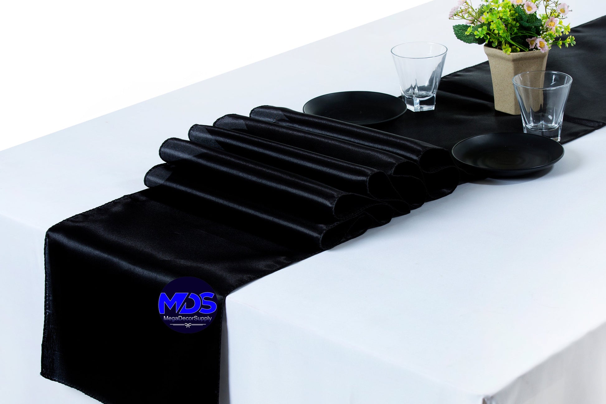 Black,aef6c5e5-c206-42dc-8d09-dc6c27a9fb10
