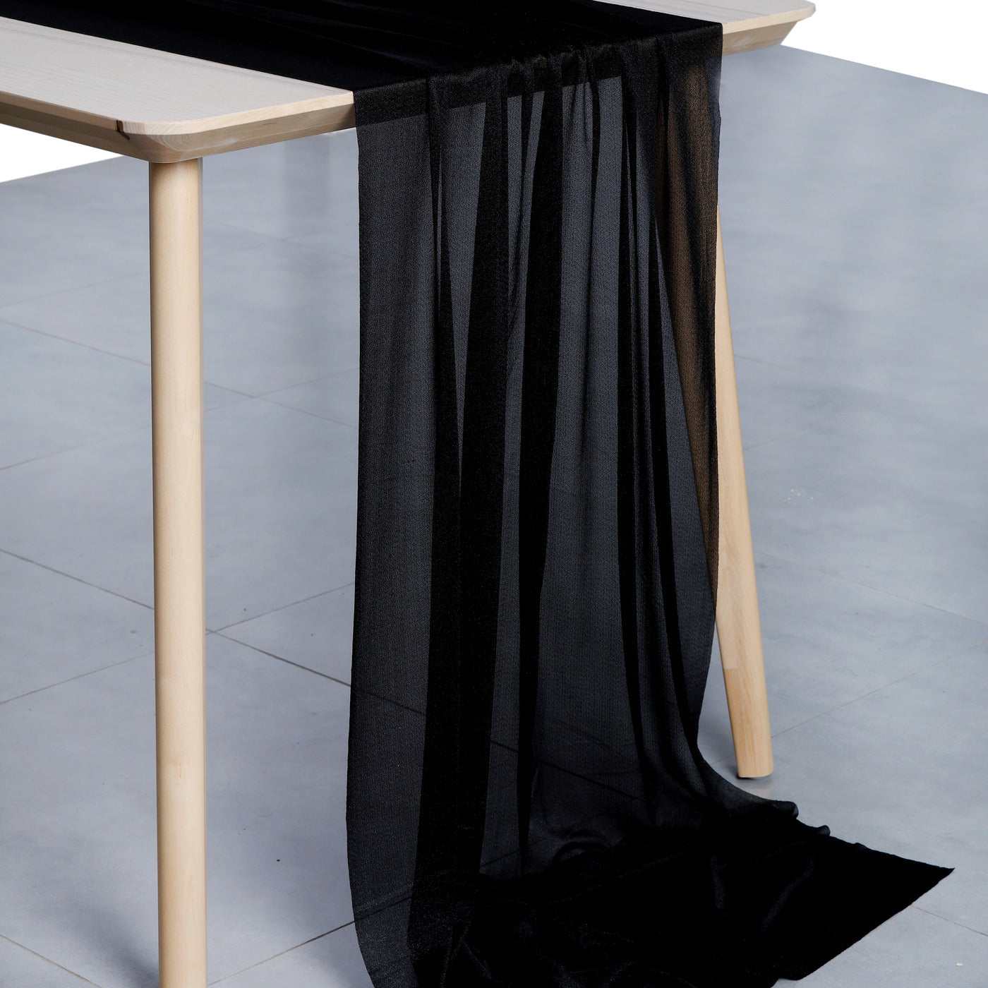 Black,a7e762a8-8f9c-40c0-8e57-e87ee23954a1
