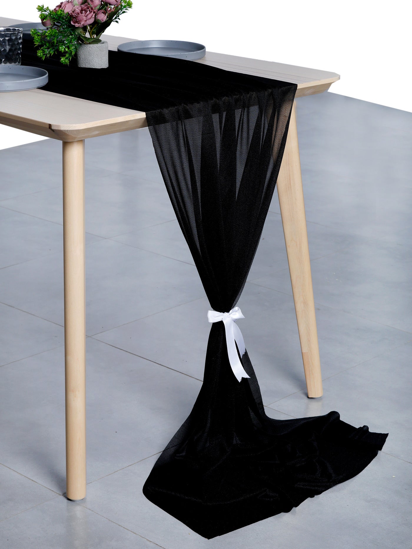 Black,403e6dc0-16d5-418a-98ca-96f0dd5b72be
