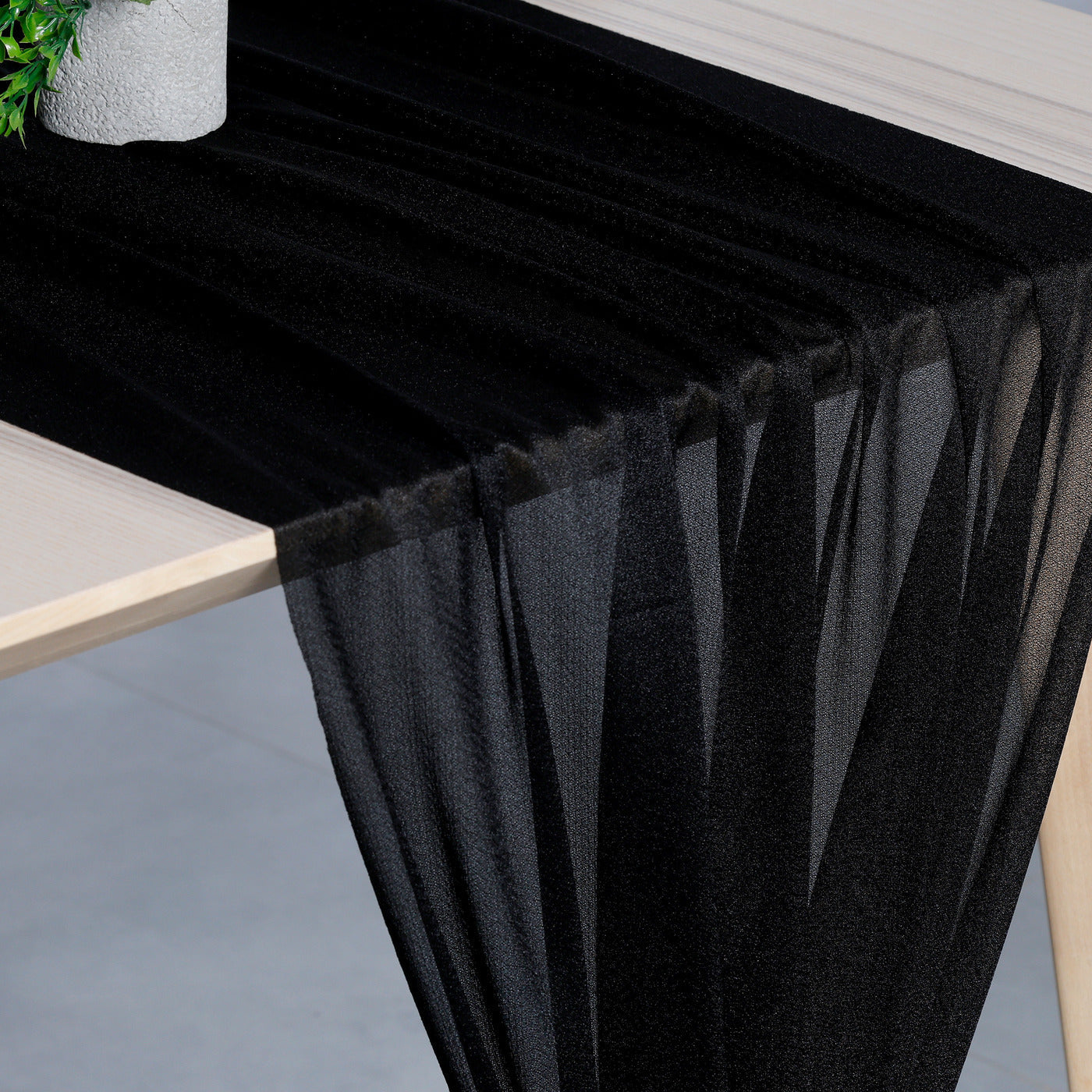 Black,8b1a164d-e300-4d4a-a25e-96c15d197aea