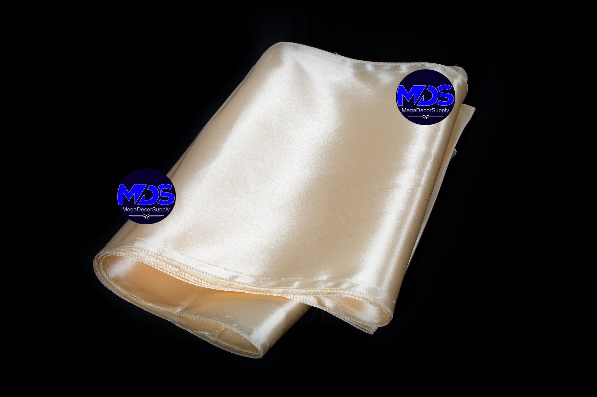 Cream,ddedb66c-9b6c-4522-817f-ed303febb949