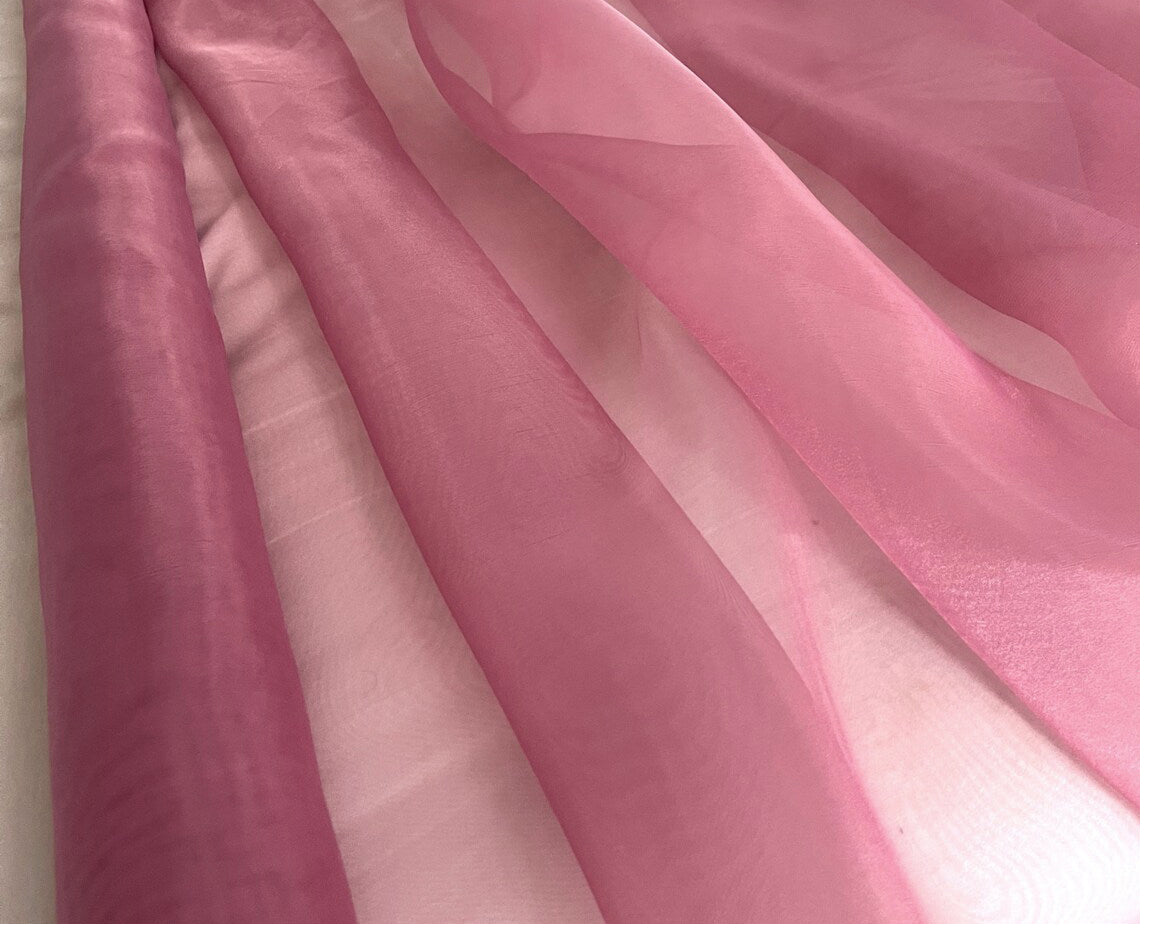Dusty Pink,eeb4019f-f363-49fa-93c7-b71474545f4a