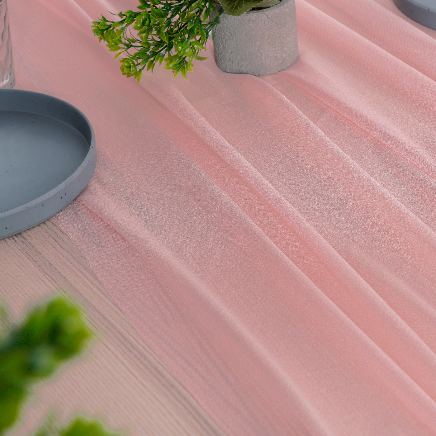 Dusty Rose,6e17cc04-fc78-4a35-9c34-308ca7ed57de