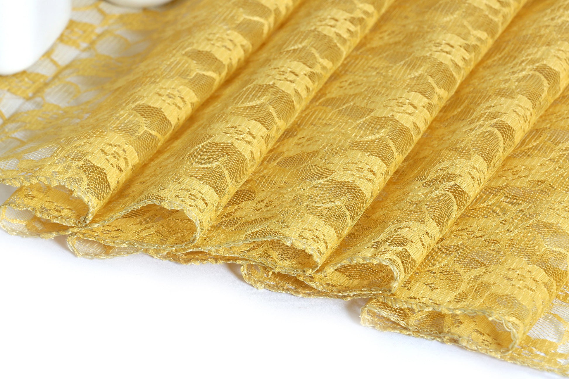 Gold,eea1f13d-876f-4b77-aeda-56f0c1102bbd