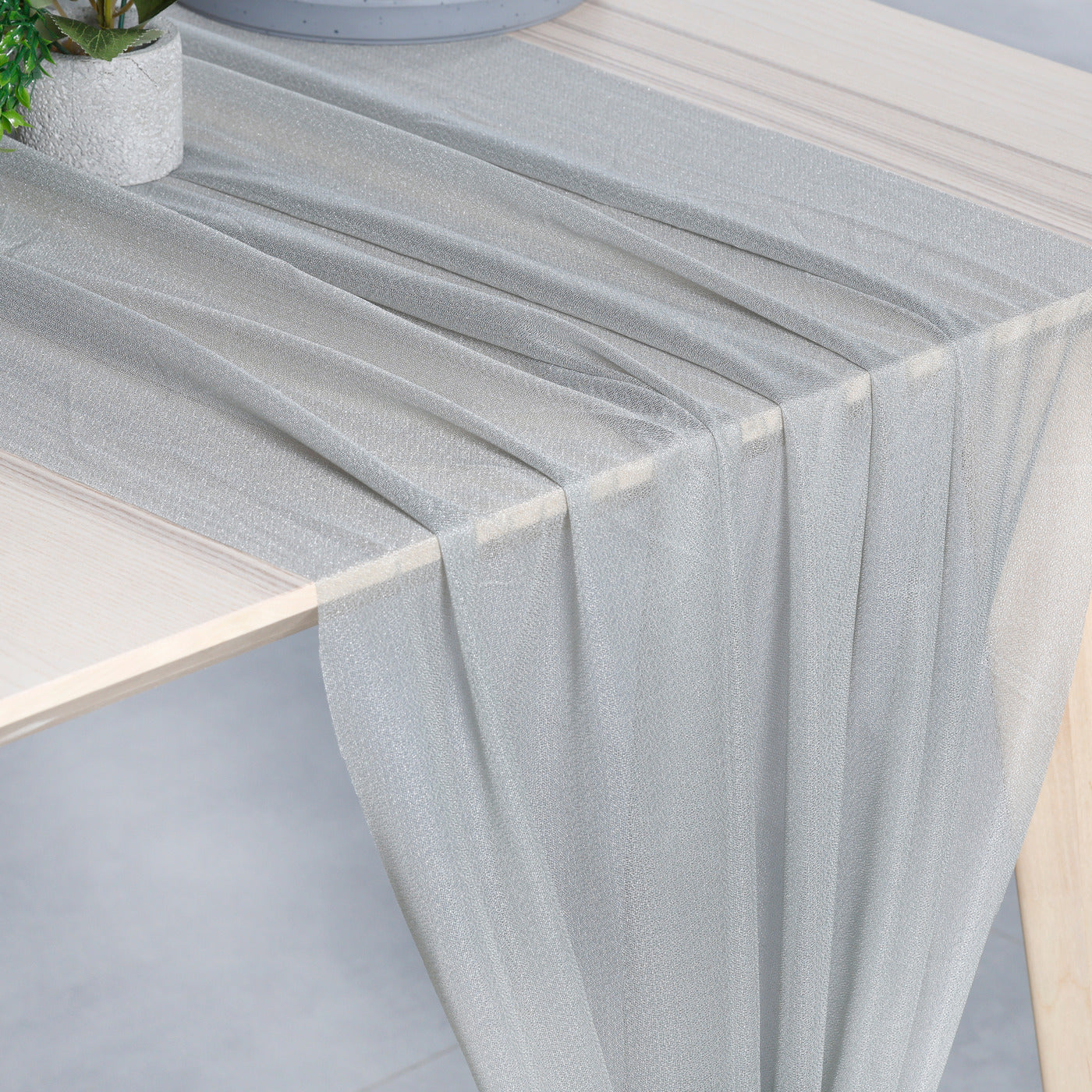 Grey,768dc6fe-f782-4af2-a3fc-5de8eb4c4d4c