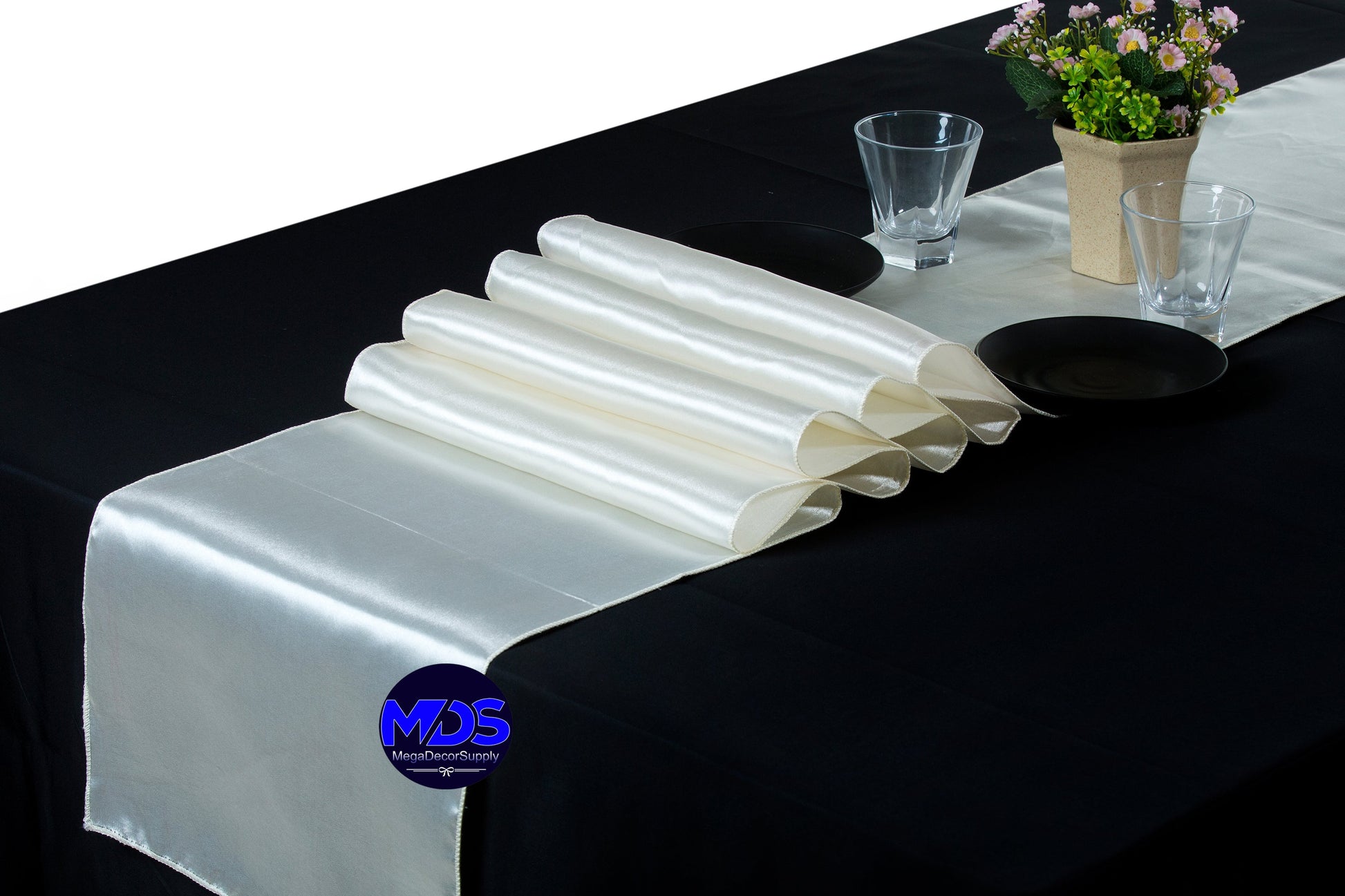 Ivory,199b3a5e-cce3-4781-8d76-45c645a6b292