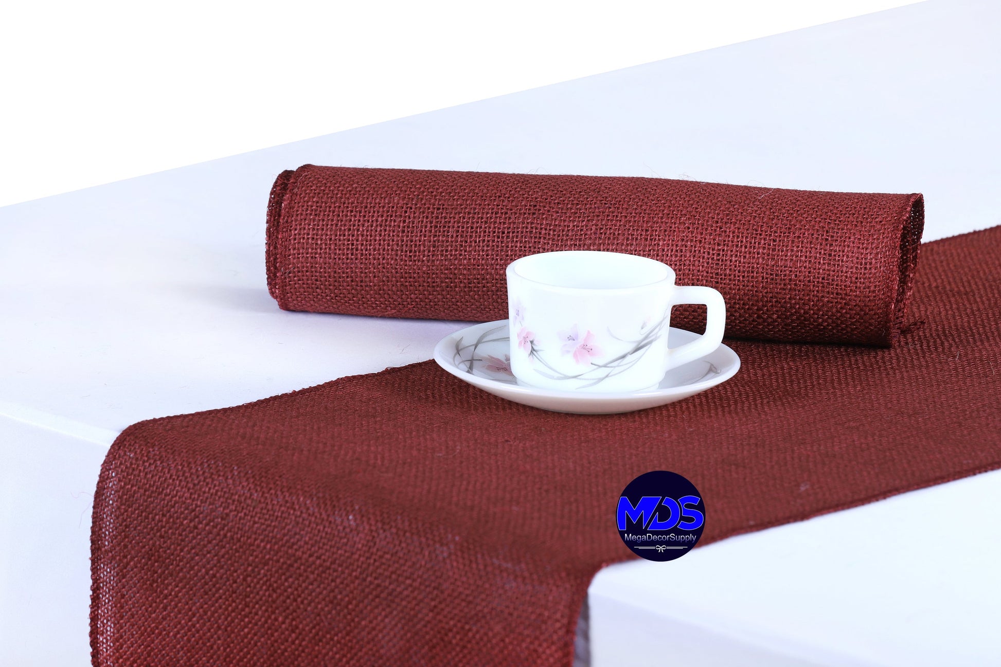Maroon,e1edd381-a177-4a5b-92de-92cb57cd9600
