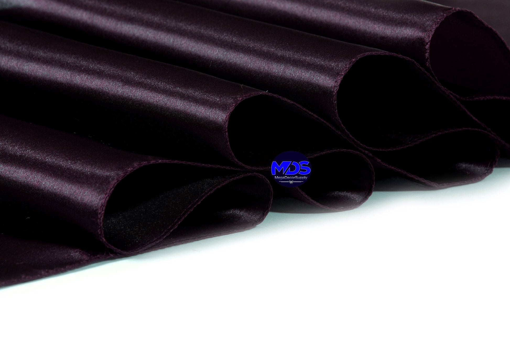 Plum,8af3c674-e945-4bba-85fc-4a6c2dcbf351