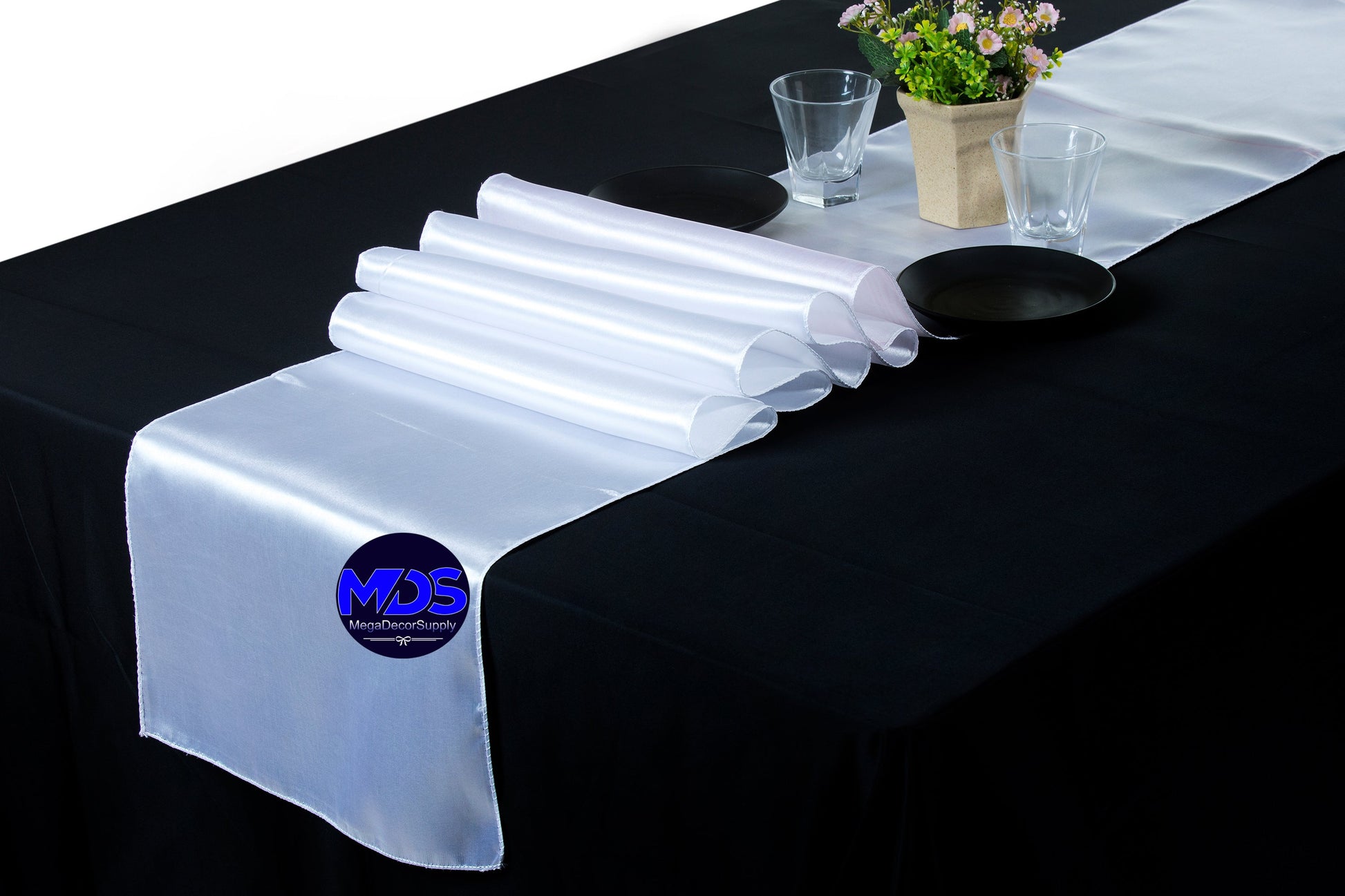 White,74df93d3-b3ab-4089-9387-80ee6b8c3aaf