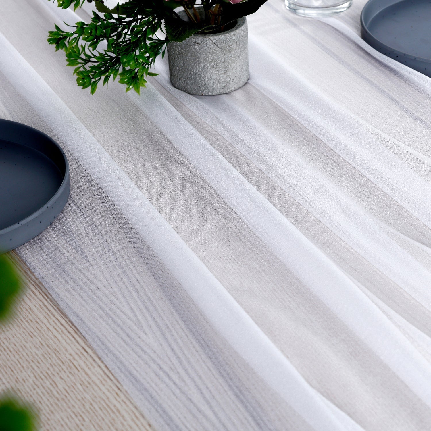 White,84ea022e-c3cd-4dd6-beb3-73849830782c