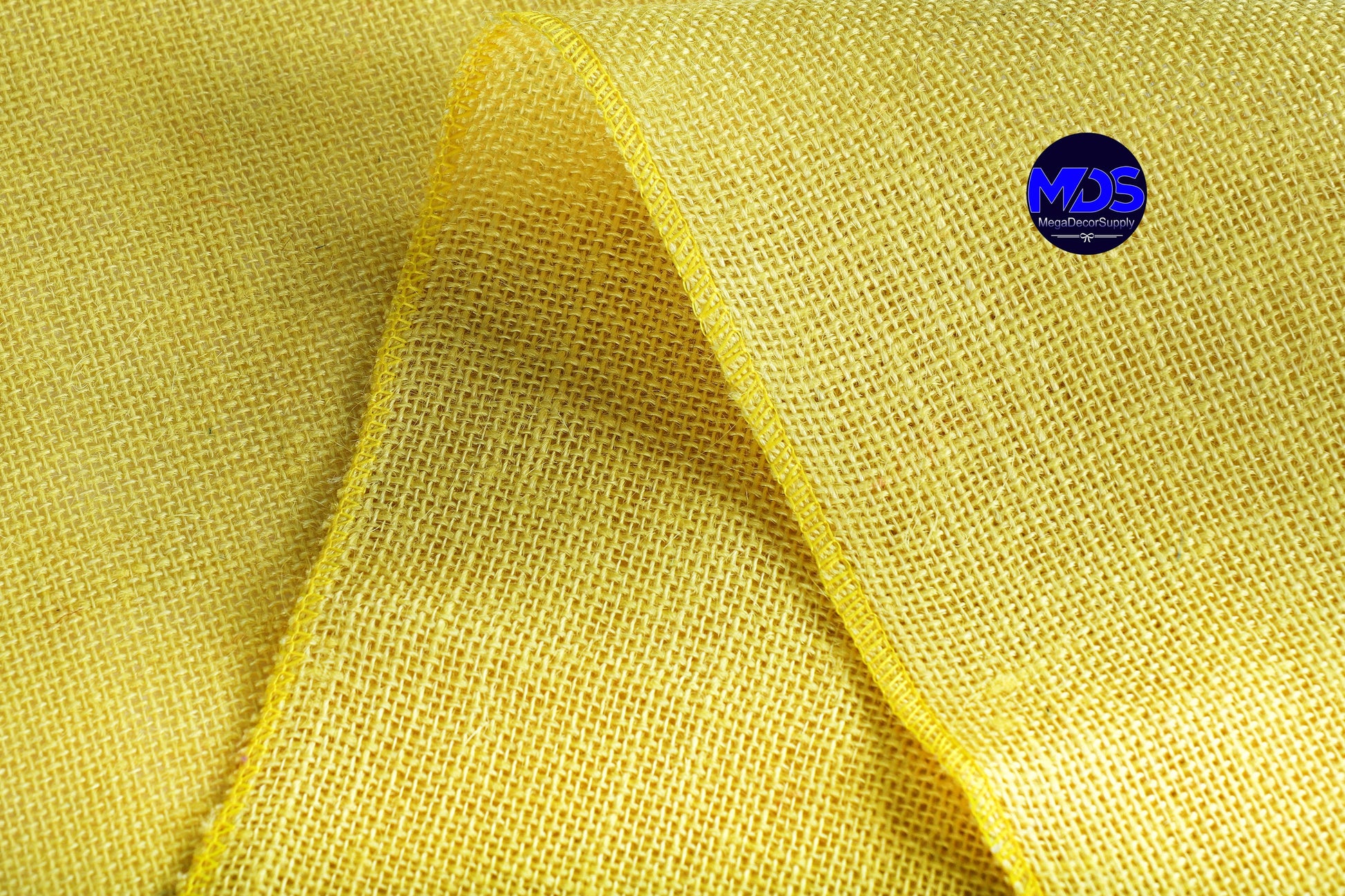 Yellow,8b9fbc7c-ee35-44e8-b180-3aeaa27029e2