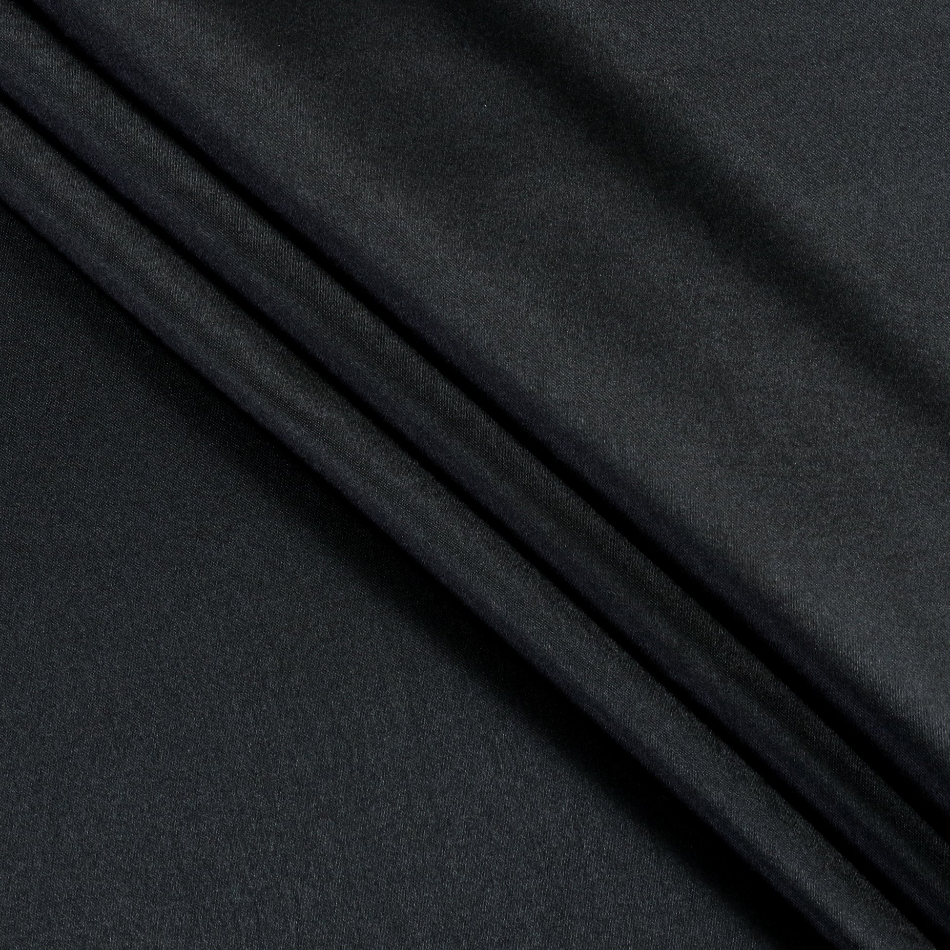 Black,aef0f039-8660-486d-99d1-cf46049c5621
